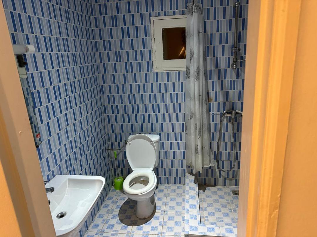 Iris Room Libreville Buitenkant foto
